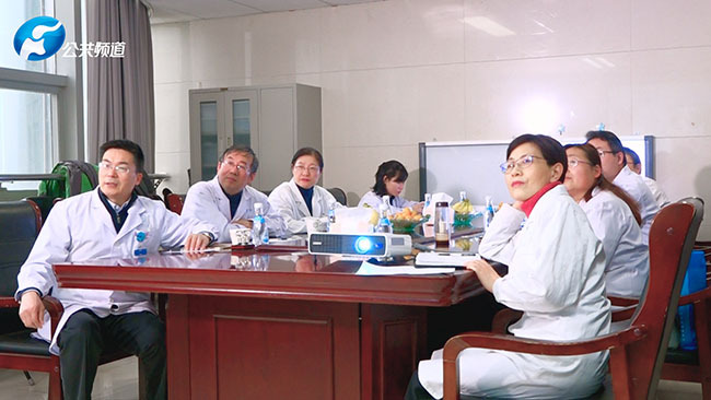 医者·学者·仁者:郑大一附院肿瘤科二病区主任李醒亚